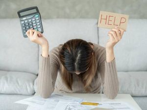 Mengenal Doom Spending, Istilah Populer di Kalangan Gen Z dan Milenial Mengenal Doom Spending, Istilah Populer di Kalangan Gen Z dan Milenial