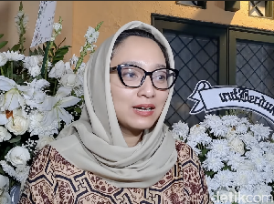 Kondisi Marissa Haque saat Ditemukan Tak Bergerak, Ada Al-Quran di Dekatnya