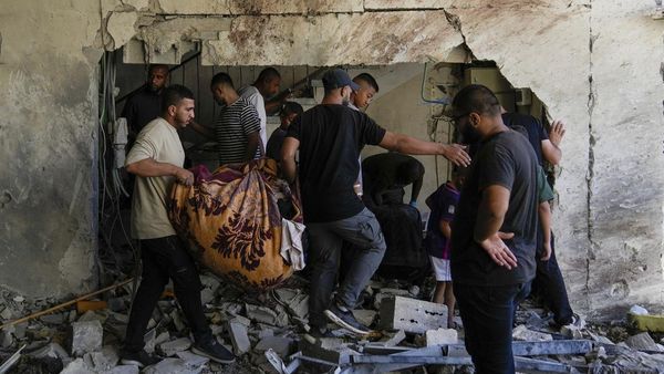 Israel Serang Tepi Barat, 18 Orang Tewas Termasuk Petinggi Hamas