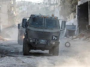 Israel Tewaskan 18 Orang di Tepi Barat, Termasuk Kepala Jaringan Hamas Israel Tewaskan 18 Orang di Tepi Barat, Termasuk Kepala Jaringan Hamas