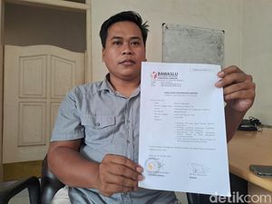 Kepala SD Negeri di Jombang Diduga Fasilitasi Kampanye Paslon Petahana Kepala SD Negeri di Jombang Diduga Fasilitasi Kampanye Paslon Petahana