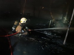 Puslabfor Olah TKP Teliti Penyebab Kebakaran Mal Ciputra