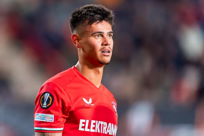 ENSCHEDE, NETHERLANDS - OCTOBER 3: Mees Hilgers of FC Twente looks on during the UEFA Europa League 2024/25 League Phase MD2 match between FC Twente and Fenerbahce SK at Grolsch Veste on October 3, 2024 in Enschede, Netherlands. (Photo by Joris Verwijst/BSR Agency/Getty Images)