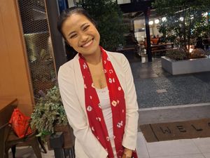 Migi Rihasalay Ajarkan Anak Tanjung Lesung Olah Limbah Industri Jadi Karya Seni