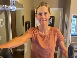 Kisah Amy Hardison, Nenek Bugar yang Sukses Perlahankan Proses Penuaan Kisah Amy Hardison, Nenek Bugar yang Sukses Perlahankan Proses Penuaan