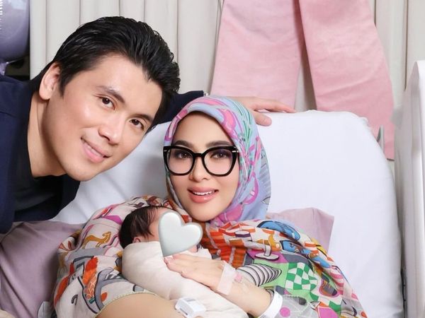 7 Foto Baby R Putri Syahrini-Reino Barack, BB Sudah 6 Kg di Usia 2 Bulan