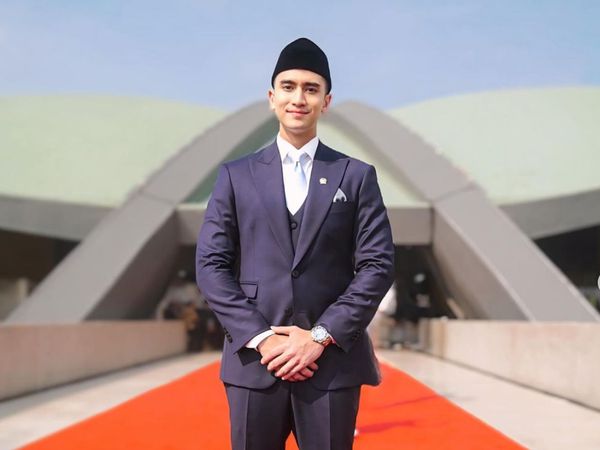 Gaya Verrel Bramasta Dilantik Jadi Anggota DPR, Janji Tak Ambil Gaji Setahun