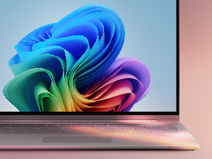 Microsoft: PC Kami Lebih Kencang dari Mac Microsoft: PC Kami Lebih Kencang dari Mac