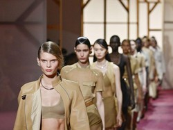 Fashion Show Diwarnai Protes, Aktivis Desak Hermes Setop Pakai Kulit Hewan