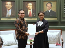 MenPAN-RB Puji Kinerja Kemenlu Dorong Pertumbuhan Investasi Tanah Air