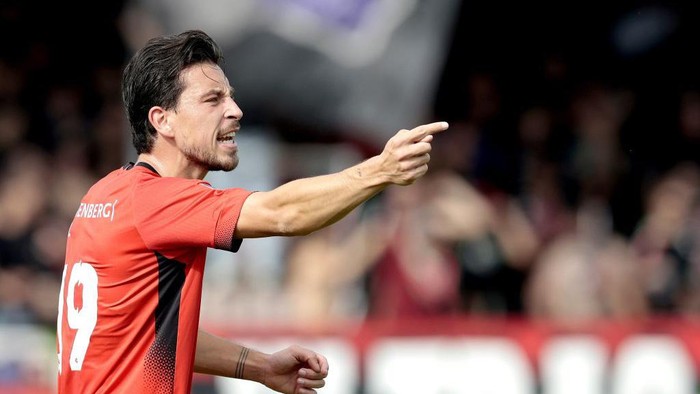 ALMERE - Thom Haye of Almere City FC during the Dutch Eredivisie match between Almere City FC and FC Twente at Almere City FC Stadium on Sept. 22, 2024 in Almere, Netherlands. ANP JEROEN PUTMANS (Photo by ANP via Getty Images)