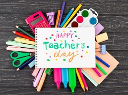 20 Ide Hadiah untuk Hari Guru Nasional yang Unik dan Murah