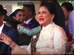 Lagu Ini Dipersembahkan Ari Lasso untuk Iriana saat HUT TNI