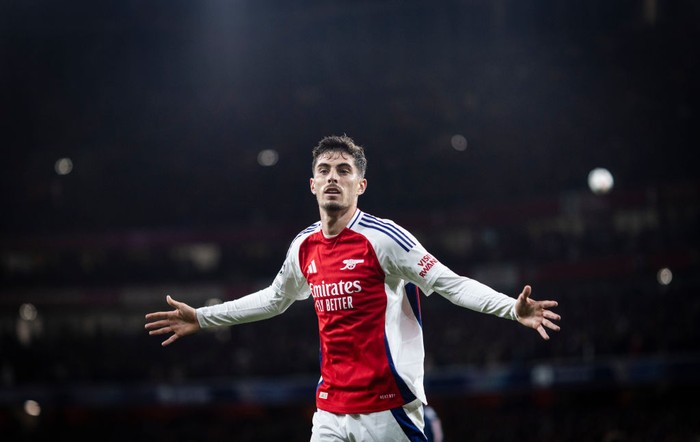 LONDON, ENGLAND - OCTOBER 01: Kai Havertz of Arsenal celebrates scoring his teams first goal during the UEFA Champions League 2024/25 League Phase MD2 match between Arsenal FC and Paris Saint-Germain at  on October 01, 2024 in London, England. (Photo by Ryan Pierse - UEFA/Getty Images)