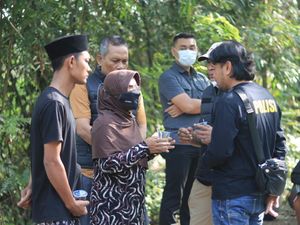 Siswa MTs Blitar Tewas Dilempar Kayu Tinggal dengan Nenek, Ortu Jadi TKI Siswa MTs Blitar Tewas Dilempar Kayu Tinggal dengan Nenek, Ortu Jadi TKI