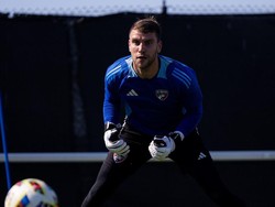 Maarten Paes Masuk 10 Kiper dengan Nilai Pasar Termahal di Asia