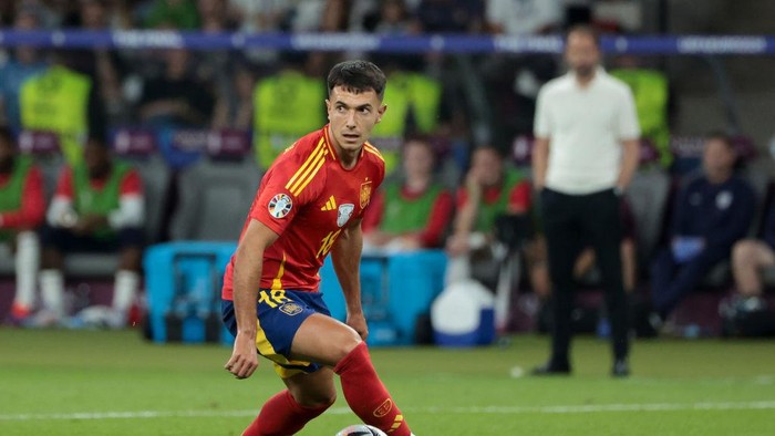 BERLIN, GERMANY - JULY 14: Martin Zubimendi of Spain during the UEFA EURO 2024 final match between Spain and England at Olympiastadion on July 14, 2024 in Berlin, Germany. (Photo by Jean Catuffe/Getty Images)