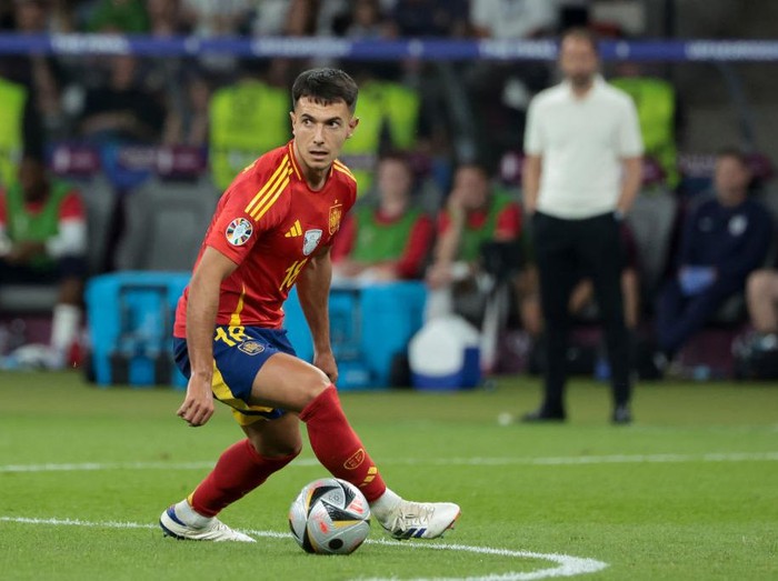 BERLIN, GERMANY - JULY 14: Martin Zubimendi of Spain during the UEFA EURO 2024 final match between Spain and England at Olympiastadion on July 14, 2024 in Berlin, Germany. (Photo by Jean Catuffe/Getty Images)
