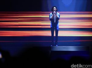 Tantri Kotak Gak Nyangka Bisa Nonton Nike Ardilla Manggung