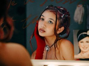 Rhea Asmara Ajak Bergoyang Lewat Musik Afrobeat di Going Up Rhea Asmara Ajak Bergoyang Lewat Musik Afrobeat di Going Up