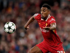 Van Dijk: Gravenberch Tumbuh Jadi Pemain Kelas Dunia