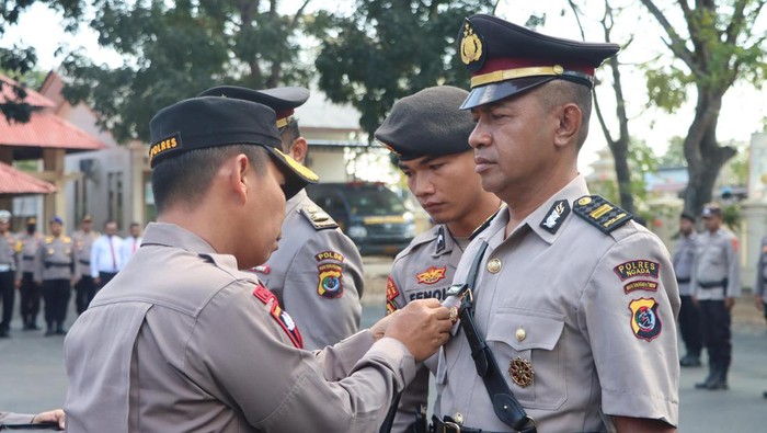 Penasaran Jenjang Karir di Kepolisian? Yuk, Kenali Urutan Pangkatnya!