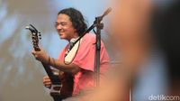Jason Ranti Hibur Penonton Synchronize Fest