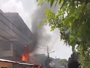 Kebakaran SDN 01 Jakpus Bersumber dari Gudang Buku, Diduga Korsleting