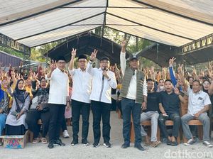 Supriansa Kerahkan Relawan Menangkan Suwardi-Selle 54% di Pilkada Soppeng Supriansa Kerahkan Relawan Menangkan Suwardi-Selle 54% di Pilkada Soppeng