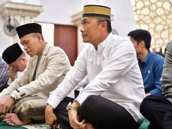 Pj Gubernur Sulsel Ajak Makmurkan Masjid, Siap Fasilitasi Pengajian Rutin