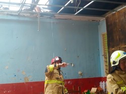 Kebakaran Landa SDN 01 Cempaka Baru, 14 Unit Mobil Damkar Dikerahkan