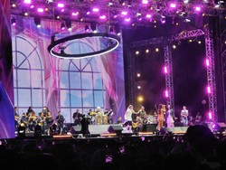 Harmoni Sricandy Diva Muda Bareng Tohpati