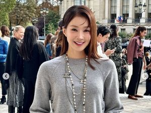 Video: Aktris Lee Si Young Umumkan Perceraian Video: Aktris Lee Si Young Umumkan Perceraian