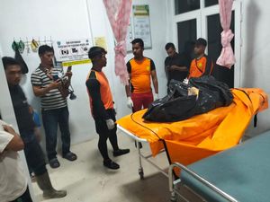Hilang Usai Diterkam Buaya, Nenek ODGJ di Labuhanbatu Ditemukan Tewas Hilang Usai Diterkam Buaya, Nenek ODGJ di Labuhanbatu Ditemukan Tewas