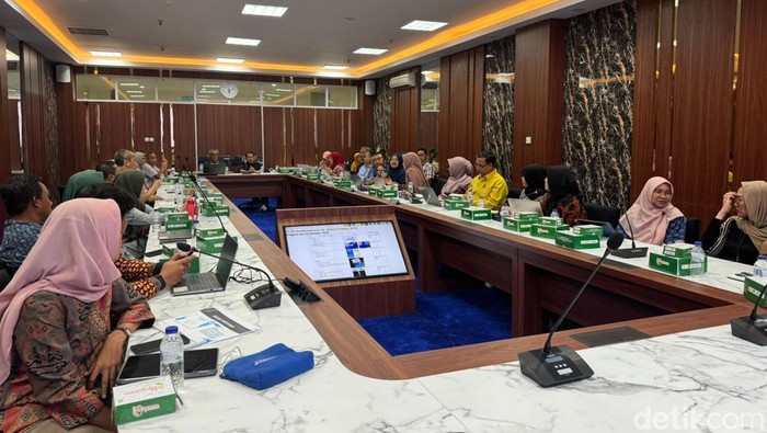 Unesa Kaprikornus Tuan Rumah Konvensi Nasional Pendidikan Indonesia Unesa Kaprikornus Tuan Rumah Konvensi Nasional Pendidikan Indonesia