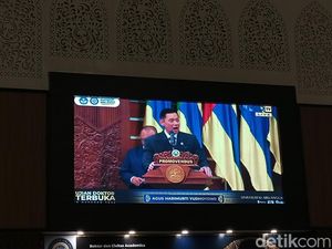 Raih Gelar Doktor di Unair, Ini yang Dibahas AHY dalam Disertasinya