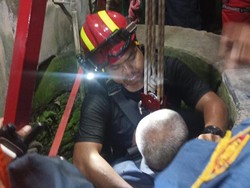 Kakek Tercebur Sumur 10 Meter di Mrisen Klaten, Begini Evakuasinya