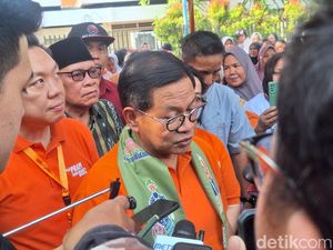 Pramono Ngaku Dibantu Eks Timses Anies-Prabowo saat Debat Kemarin