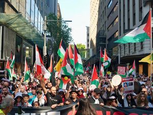 Dunia Hari Ini: Ribuan Warga Pendukung Palestina Turun ke Jalanan Australia