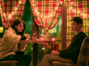 Han So Hee Tuai Kontroversi Bintangi Film LGBT Heavy Snow Tayang di Bioskop Han So Hee Tuai Kontroversi Bintangi Film LGBT Heavy Snow Tayang di Bioskop