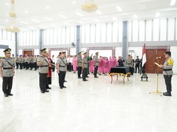 Kapolda Sumut Lantik Dirressiber-Kapolrestabes Medan