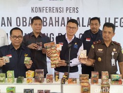 Ratusan Ribu Jamu dan Obat Ilegal Beredar di Bandung