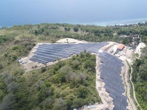 Kejar Target Net Zero Emission 2060, PLN Sulap PLTD Jadi PLTS Hybrid