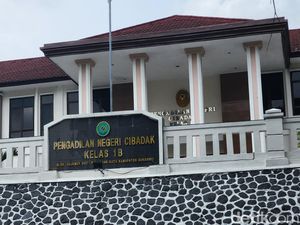 Hakim PN Cibadak Tetap Beraktivitas di Tengah Seruan Cuti