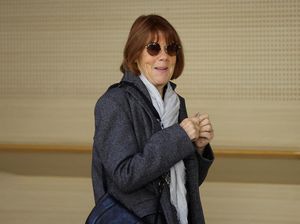 Pria Prancis Minta Maaf karena Perintahkan Puluhan Pria Perkosa Istri Pria Prancis Minta Maaf karena Perintahkan Puluhan Pria Perkosa Istri