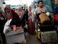 Video: Dievakuasi, WNI dari Lebanon Tiba di Tanah Air