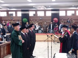 Aslim Kembali Terpilih Sebagai Ketua DPRD Kota Tasikmalaya