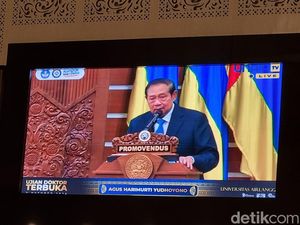 AHY Raih Gelar Doktor di Unair, SBY: Tak Ada Cawe-cawe Saya
