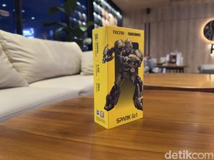 Unboxing Tecno Spark Go 1: HP Tahan Banting Cuma Rp 900 Ribuan