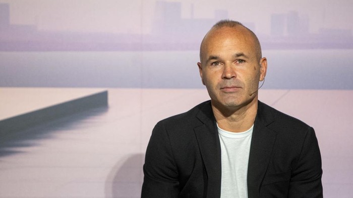 BARCELONA, SPAIN - OCTOBER 08: The player Andres Iniesta during a press conference at the Americas Cup Experience, located in Barcelonas Port Vell, on October 8, 2024, in Barcelona, Catalonia, Spain. With 885 games under his belt, Iniesta bids farewell to soccer as a legend of Barça and the Spanish national team. He has 38 titles to his name: 9 Leagues, 6 Kings Cups, 4 Champions League titles, 3 Club World Cups, 3 European Super Cups and 7 Spanish Super Cups with Barça. With the Spanish national team he won 2 Eurocups and a World Cup, scoring a goal in the final. In Japan, with Vissel Kobe, he won a cup, a league and a supercup. In addition to winning the UEFA best player award in 2012. (Photo By Lorena Sopena/Europa Press via Getty Images)